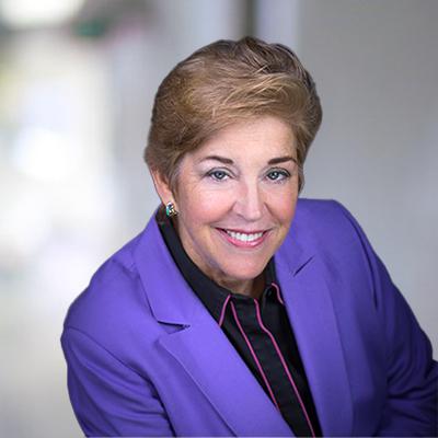 Lisa Hayes, CFP®­, AIF®